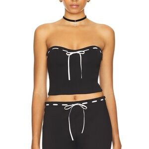 LOBA Noita Crop Top in Black